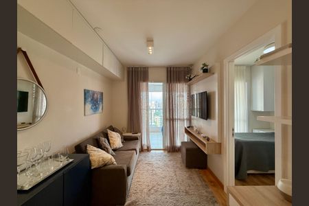 Sala  de kitnet/studio para alugar com 1 quarto, 36m² em Brooklin, São Paulo