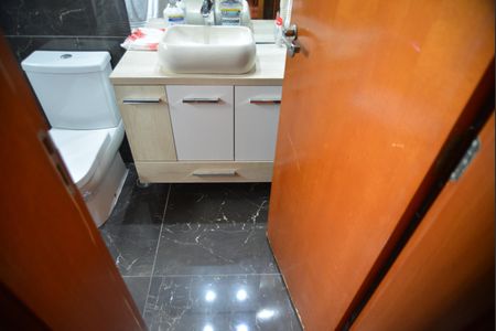 Apartamento à venda com 103m², 3 quartos e 2 vagasBanheiro Social