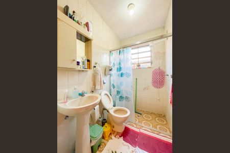 Casa à venda com 125m², 4 quartos e 3 vagasBanheiro 1