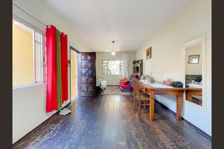 Sala de casa à venda com 4 quartos, 125m² em Cipava, Osasco