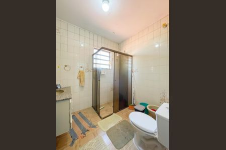 Casa à venda com 125m², 4 quartos e 3 vagasBanheiro 2