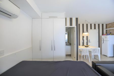Apartamento para alugar com 42m², 1 quarto e 1 vaga
