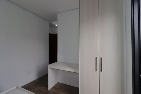 Suíte de apartamento para alugar com 2 quartos, 49m² em Jardim Santo Alberto, Santo André