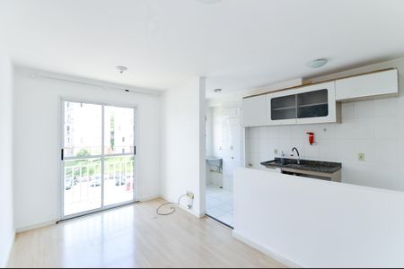 Sala de apartamento para alugar com 2 quartos, 42m² em Jardim Guilhermino, Guarulhos