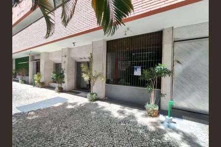 Apartamento para alugar com 68m², 2 quartos e 1 vaga Apartamento para alugar com 68m², 2 quartos e 1 vagaFachada e portaria