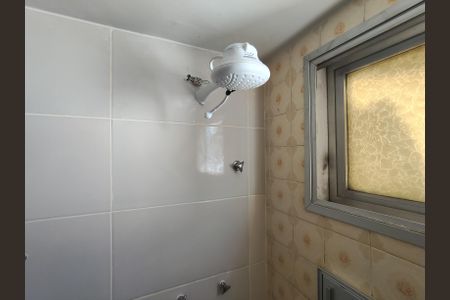 Apartamento para alugar com 68m², 2 quartos e 1 vaga Apartamento para alugar com 68m², 2 quartos e 1 vagaBanheiro Corredor