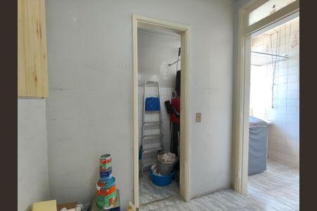 Apartamento para alugar com 68m², 2 quartos e 1 vaga Apartamento para alugar com 68m², 2 quartos e 1 vagaQuarto de Serviço