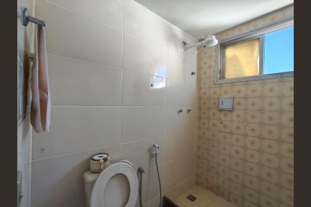Apartamento para alugar com 68m², 2 quartos e 1 vaga Apartamento para alugar com 68m², 2 quartos e 1 vagaBanheiro Corredor