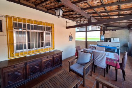 Casa à venda com 136m², 5 quartos e 1 vagaTerraço