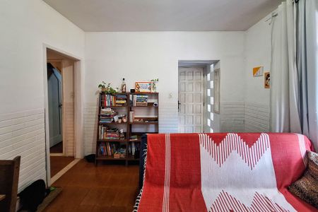 Casa à venda com 136m², 5 quartos e 1 vagaSala