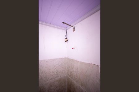 Banheiro de casa para alugar com 1 quarto, 35m² em Alcantara, São Gonçalo