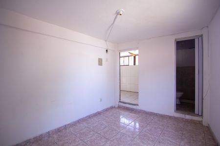 Quarto de casa para alugar com 1 quarto, 35m² em Alcantara, São Gonçalo