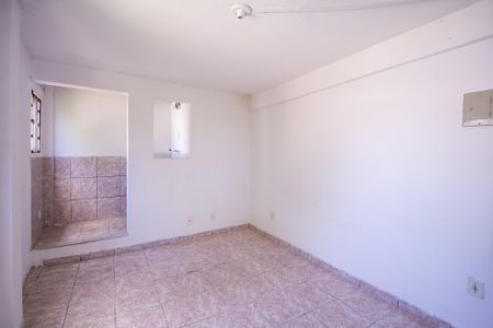 Quarto de casa para alugar com 1 quarto, 35m² em Alcantara, São Gonçalo