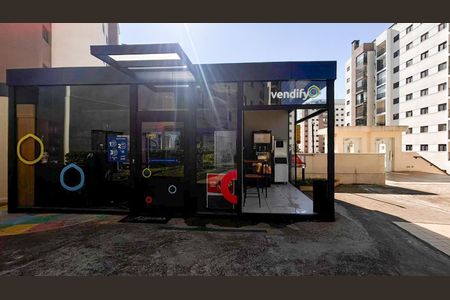 Apartamento para alugar com 68m², 2 quartos e 1 vaga Apartamento para alugar com 68m², 2 quartos e 1 vagaMini mercado