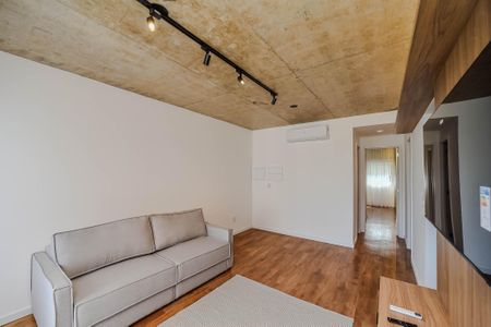 Sala de apartamento para alugar com 2 quartos, 80m² em Vila Ipiranga, Porto Alegre