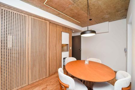 Apartamento para alugar com 80m², 2 quartos e 1 vagaCozinha e Área de Serviço