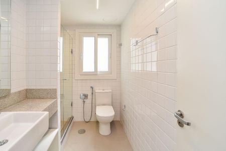 Apartamento para alugar com 80m², 2 quartos e 1 vagaBanheiro da Suíte 2