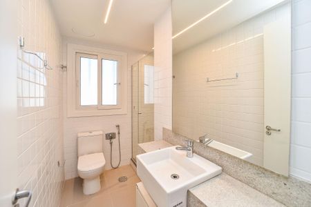 Apartamento para alugar com 80m², 2 quartos e 1 vagaBanheiro da Suíte 1