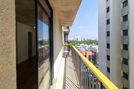 Studio - Varanda de kitnet/studio para alugar com 0 quarto, 32m² em Santo Amaro, São Paulo