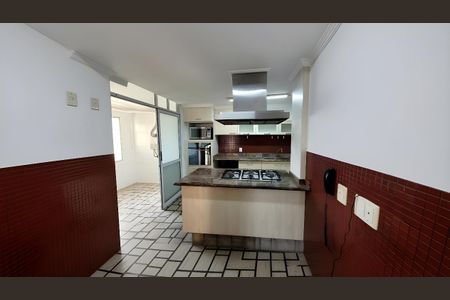 Apartamento para alugar com 6 quartos, 123m² em Perdizes, São Paulo