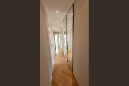 Apartamento para alugar com 123m², 6 quartos e 3 vagas