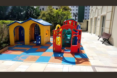 Apartamento para alugar com 123m², 6 quartos e 3 vagas