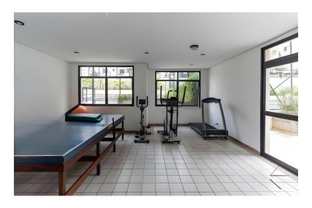 Apartamento para alugar com 86m², 3 quartos e 7 vagas