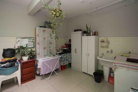 Casa para alugar com 400m², 3 quartos e 8 vagas