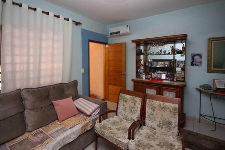 Sala de casa para alugar com 3 quartos, 400m² em Jardim Imperador (zona Leste), São Paulo