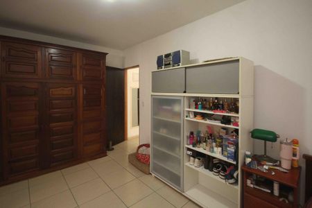 Casa para alugar com 400m², 3 quartos e 8 vagas Casa para alugar com 400m², 3 quartos e 8 vagasSuite