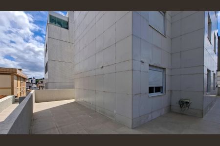 Apartamento à venda com 163m², 3 quartos e 3 vagas Apartamento à venda com 163m², 3 quartos e 3 vagasÁrea Privativa