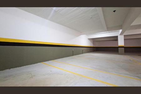 Apartamento à venda com 163m², 3 quartos e 3 vagas Apartamento à venda com 163m², 3 quartos e 3 vagasGaragem