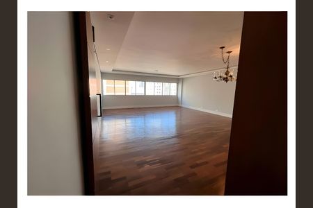 Apartamento para alugar com 3 quartos, 190m² em Itaim Bibi, São Paulo