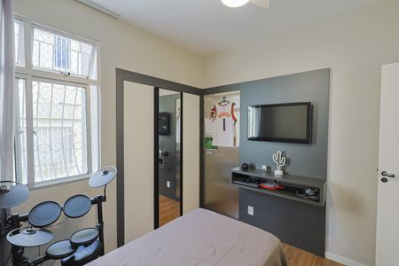 Apartamento à venda com 110m², 3 quartos e 1 vagaQuarto 1