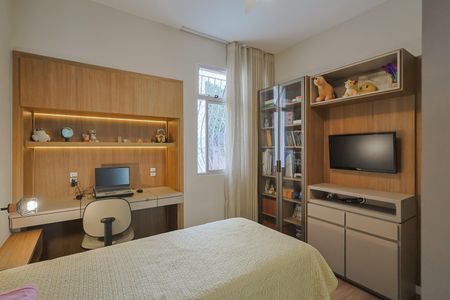 Apartamento à venda com 110m², 3 quartos e 1 vagaQuarto 2