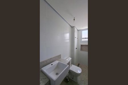 Apartamento à venda com 96m², 3 quartos e 2 vagas Apartamento à venda com 96m², 3 quartos e 2 vagasBanheiro da Suíte