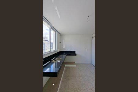 Apartamento à venda com 96m², 3 quartos e 2 vagas Apartamento à venda com 96m², 3 quartos e 2 vagasCozinha e Área de Serviço