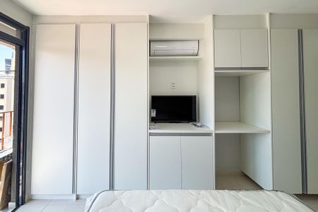 Kitnet/Studio para alugar com 1 quarto, 27m² em Pinheiros, São Paulo