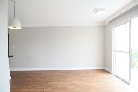 Sala de apartamento para alugar com 2 quartos, 67m² em Jardim Monte Kemel, São Paulo