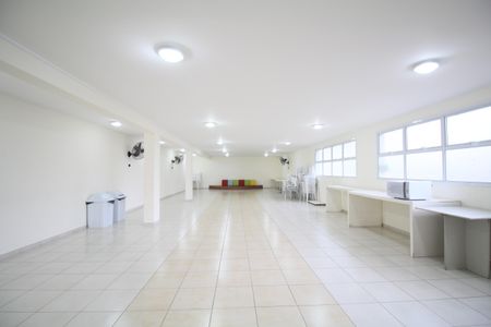 Apartamento para alugar com 67m², 2 quartos e 2 vagasÁrea comum - Salão de festas