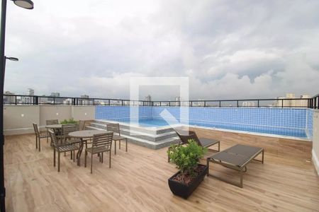 Apartamento à venda com 29m², 1 quarto e sem vaga Apartamento à venda com 29m², 1 quarto e sem vagaÁrea comum - Piscina