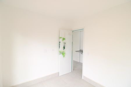 Quarto 1 de apartamento para alugar com 1 quarto, 28m² em Vila Pauliceia, São Paulo