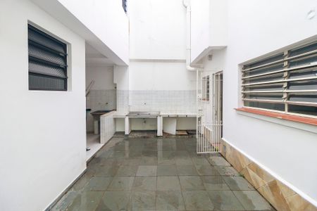 Casa para alugar com 260m², 3 quartos e 2 vagasQuintal