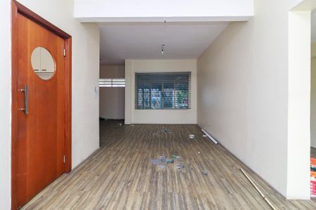 Casa para alugar com 260m², 3 quartos e 2 vagasSala