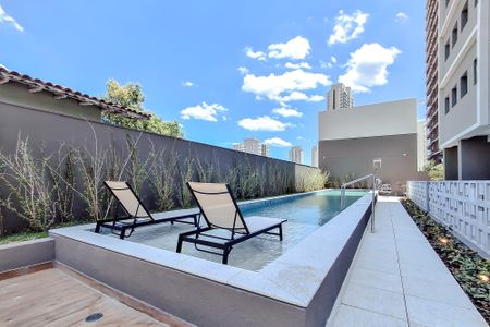 Studio à venda com 24m², 1 quarto e sem vaga Studio à venda com 24m², 1 quarto e sem vagaÁrea comum - Piscina