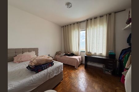 Casa à venda com 3 quartos, 300m² em Renascença, Belo Horizonte