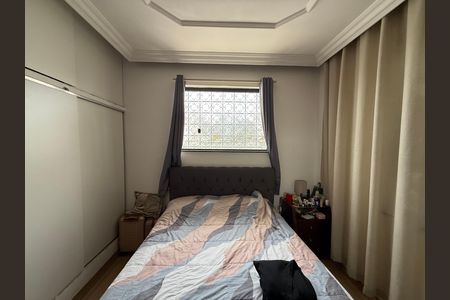 Casa à venda com 3 quartos, 300m² em Renascença, Belo Horizonte