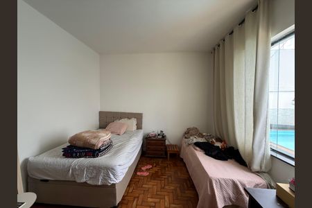 Casa à venda com 3 quartos, 300m² em Renascença, Belo Horizonte