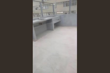 Apartamento para alugar com 174m², 3 quartos e sem vaga