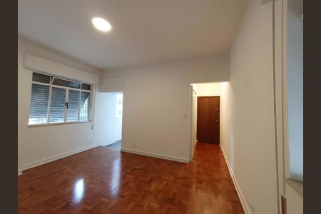 Apartamento para alugar com 174m², 3 quartos e sem vaga